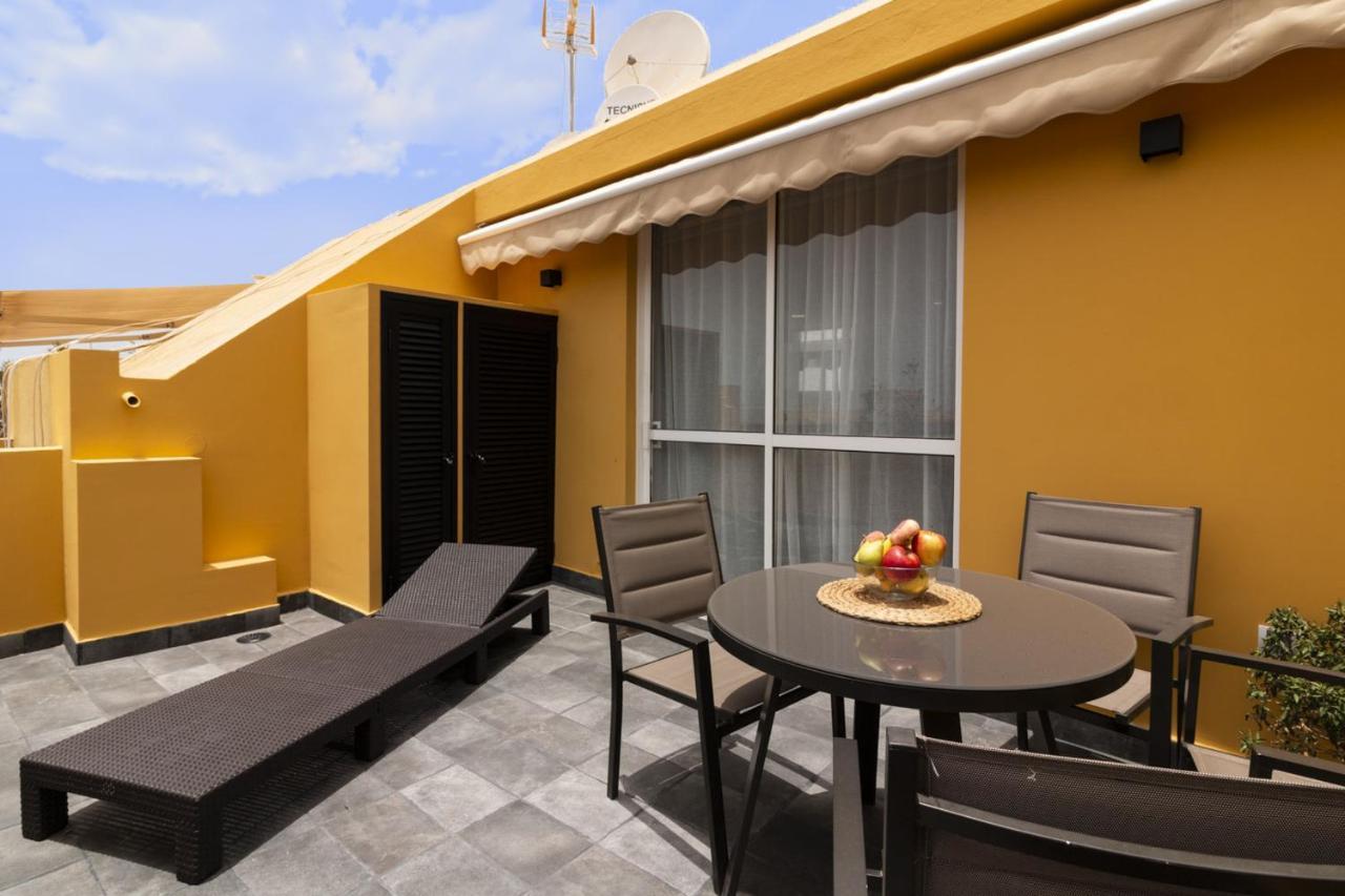 Homeforguest Atico Cecilia Con Vistas Al Mar En Los Cristianos Los Cristianos  Zewnętrze zdjęcie